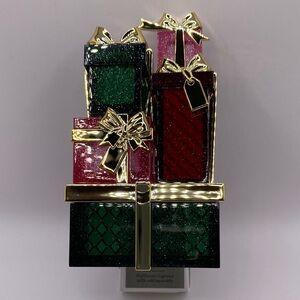 Bath & Body Works Present Stack Nightlight Wallflower Plug
